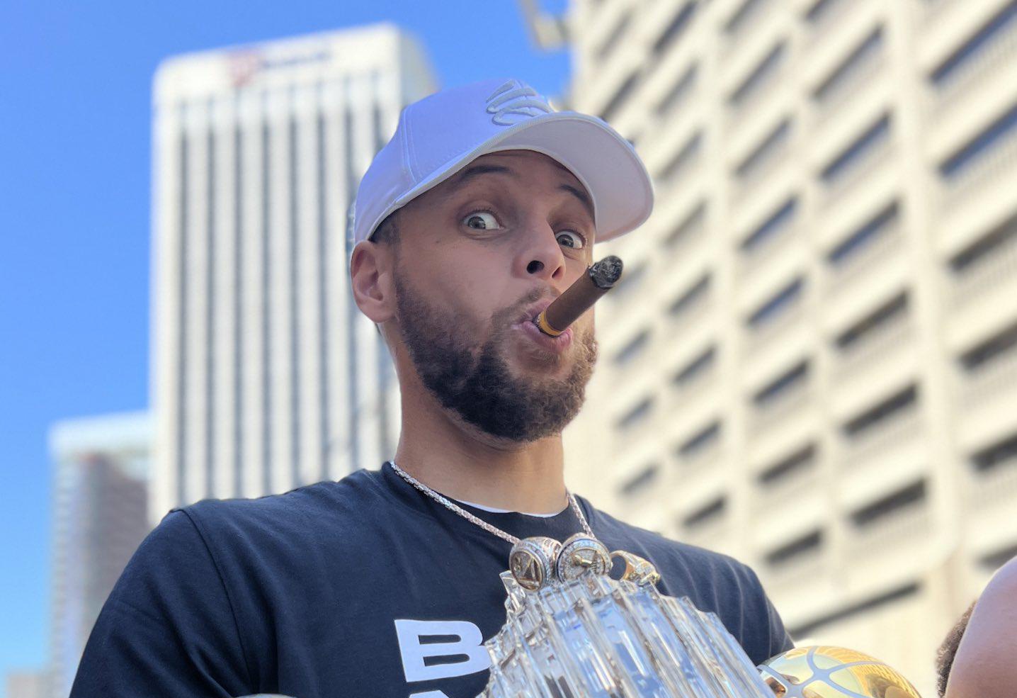 朱婷也在采 朱婷也在采