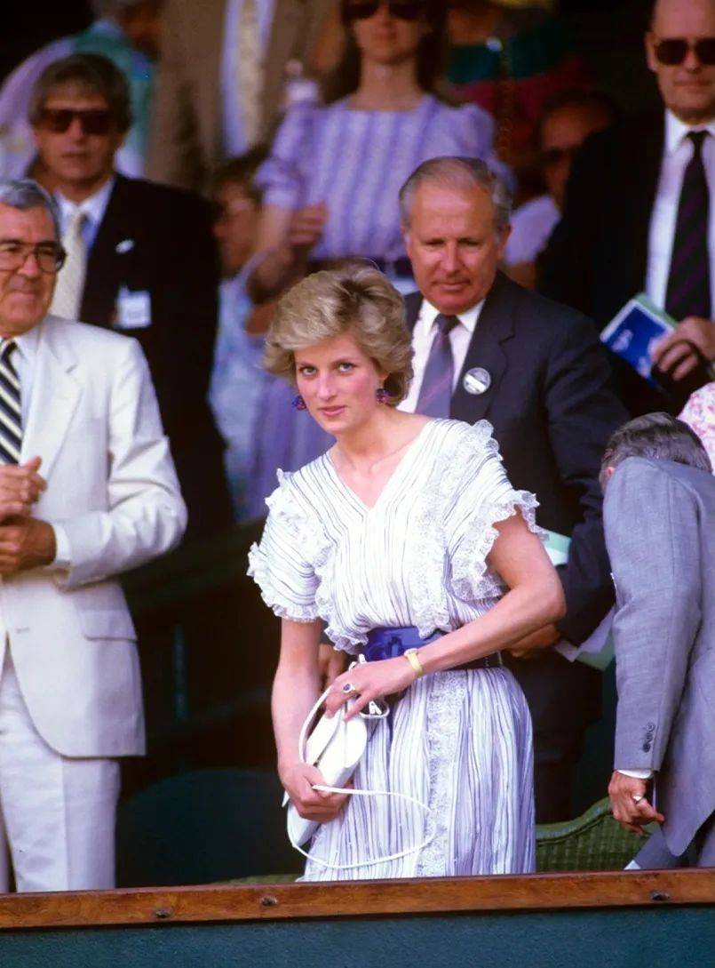 和前场多点 和前场多点